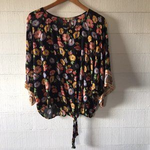 Democracy Black Floral Rayon Top w/Tie Bottom